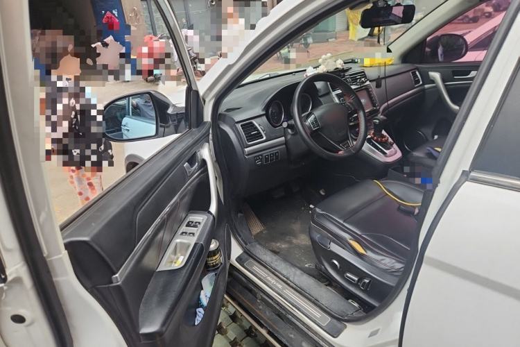 Used Haval H6 2015 Sport Edition 1.5T Automatic Two-Wheel Drive Luxury Model Driver Seat