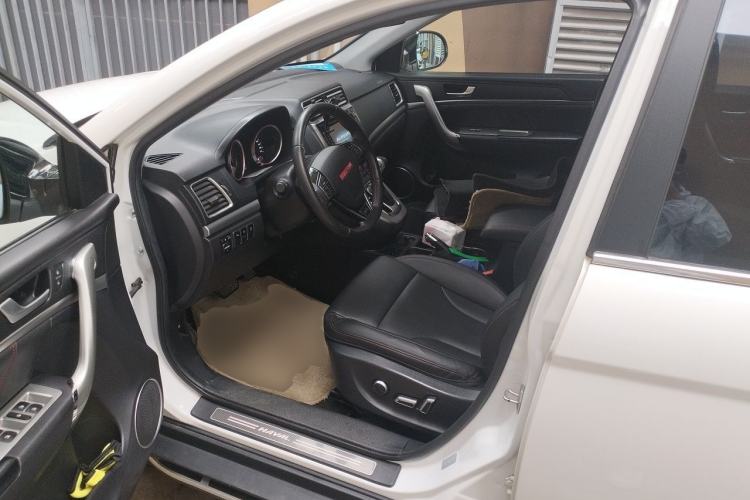 Used Haval H6 2015 Sport Edition 1.5T Automatic Two-Wheel Drive Luxury Model Driver Seat
