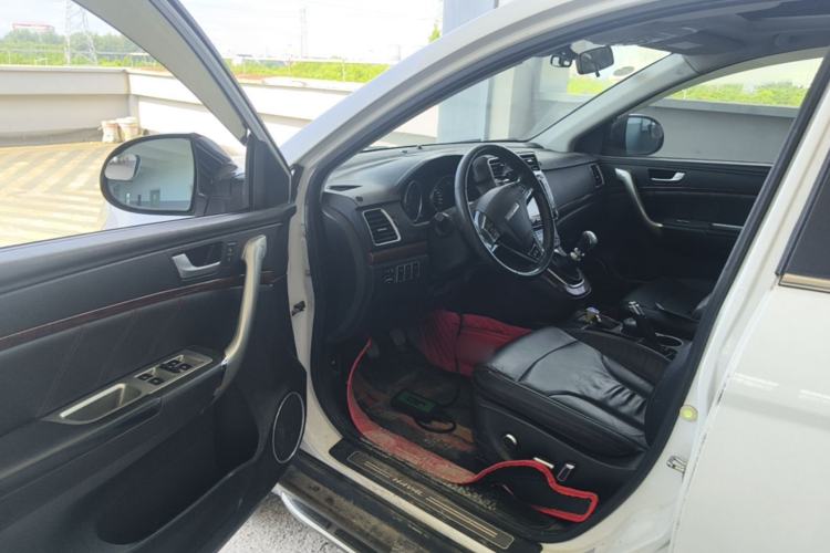 Used Haval H6 2015 Revised Version Sport Edition 1.5T Manual Transmission Two-Wheel Drive Elite Grade Driver Seat