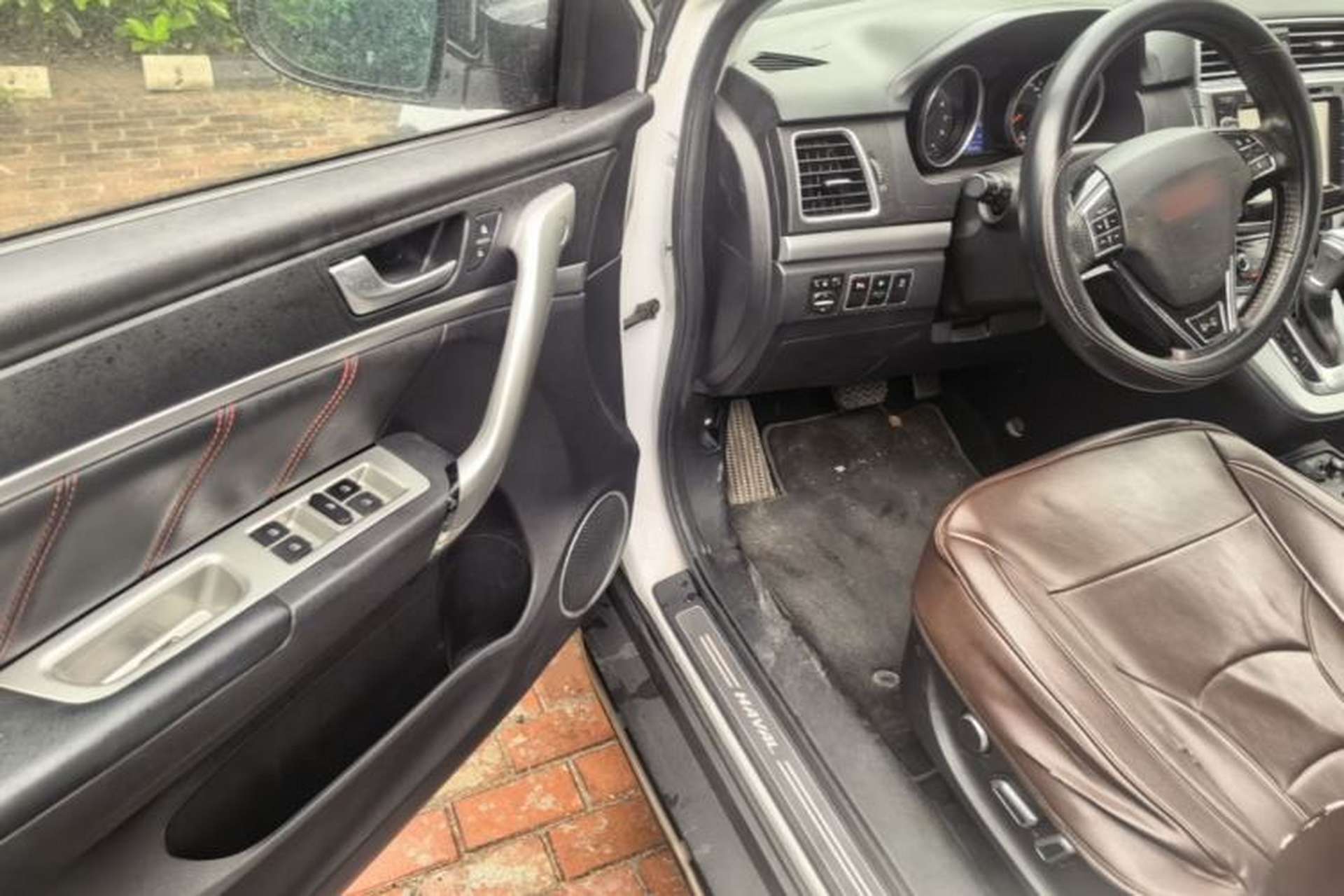 Used Haval H6 2015 Sport Edition 1.5T Automatic Two-Wheel Drive Luxury Model Driver Seat