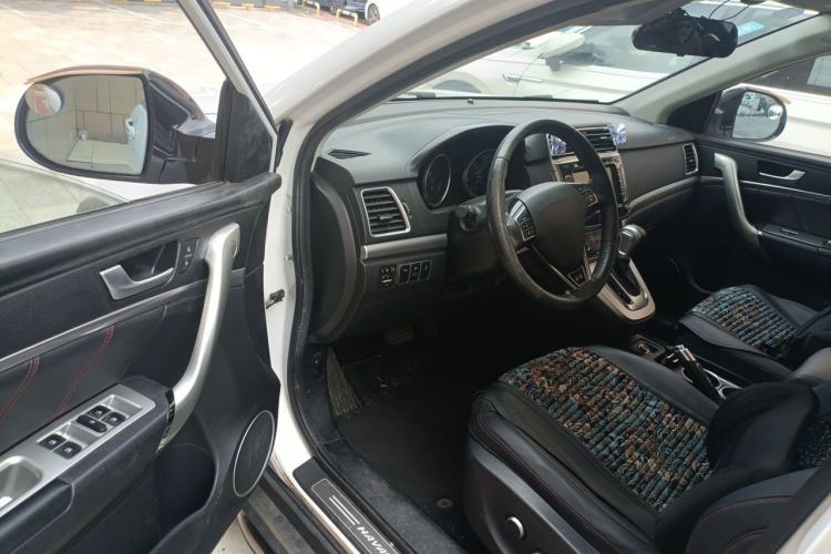 Used Haval H6 2015 Sport Edition 1.5T Automatic Two-Wheel Drive Luxury Model Driver Seat