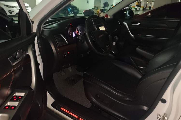 Used Haval H6 2015 Sport Edition 1.5T Manual Two-Wheel Drive Elite Model Driver Seat