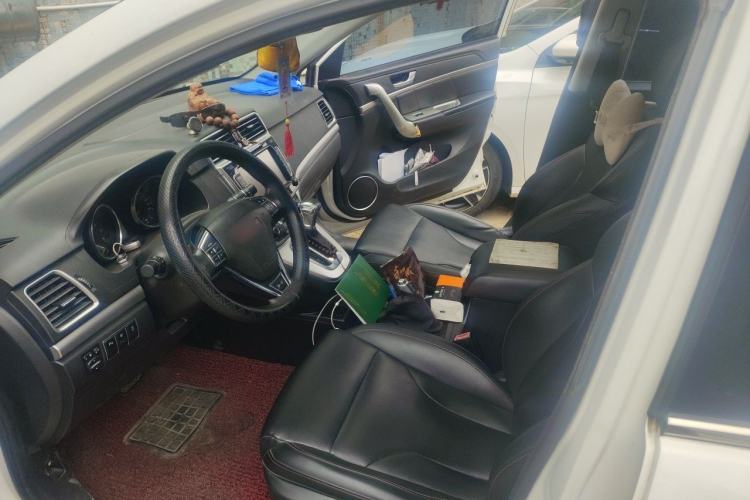Used Haval H6 2015 Sport Edition 1.5T Automatic Two-Wheel Drive Luxury Model Driver Seat