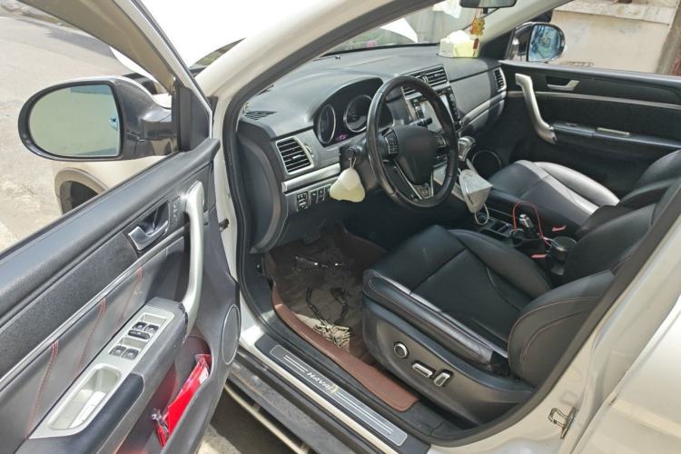 Used Haval H6 2015 Sport Edition 1.5T Automatic Two-Wheel Drive Luxury Model Driver Seat