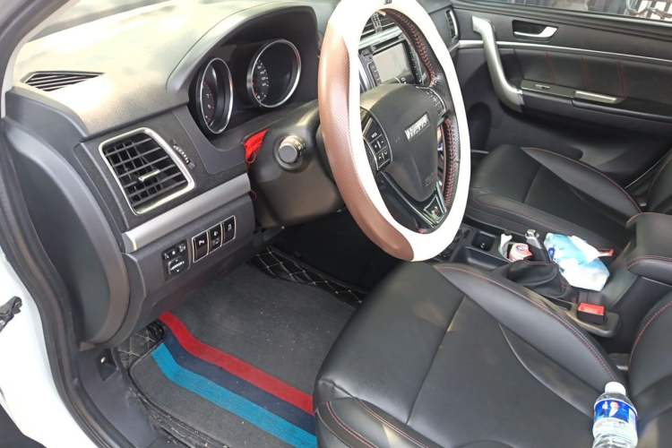 Used Haval H6 2015 Sport Edition 1.5T Automatic Two-Wheel Drive Luxury Model Driver Seat