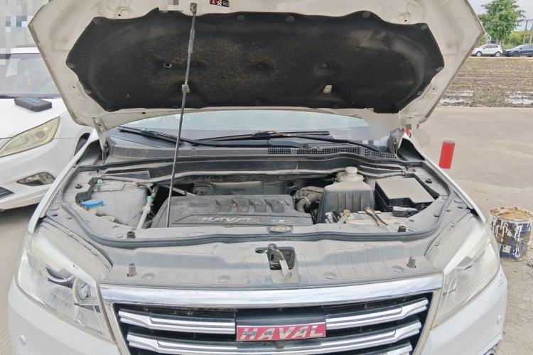 Used Haval H6 2015 Sport Edition 1.5T Manual Two-Wheel Drive Elite Model Engine Bay