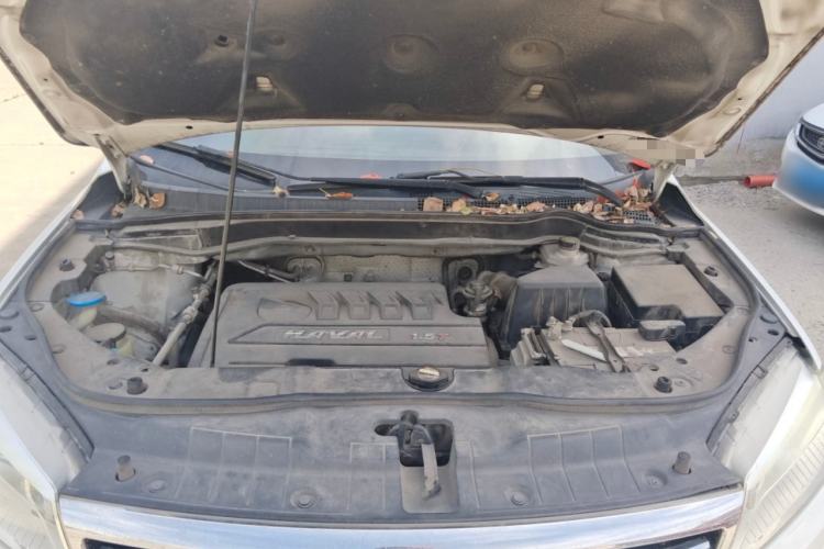 Used Haval H6 2015 Sport Edition 1.5T Automatic Two-Wheel Drive Luxury Model Engine Bay
