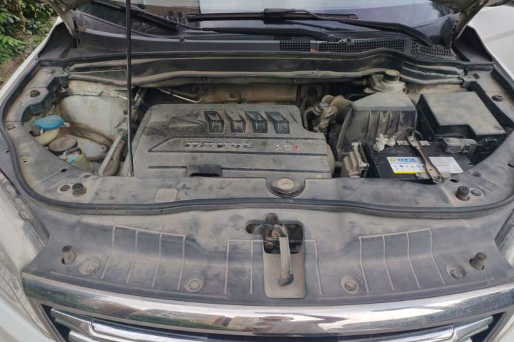 Used Haval H6 2015 Sport Edition 1.5T Automatic Two-Wheel Drive Luxury Model Engine Bay