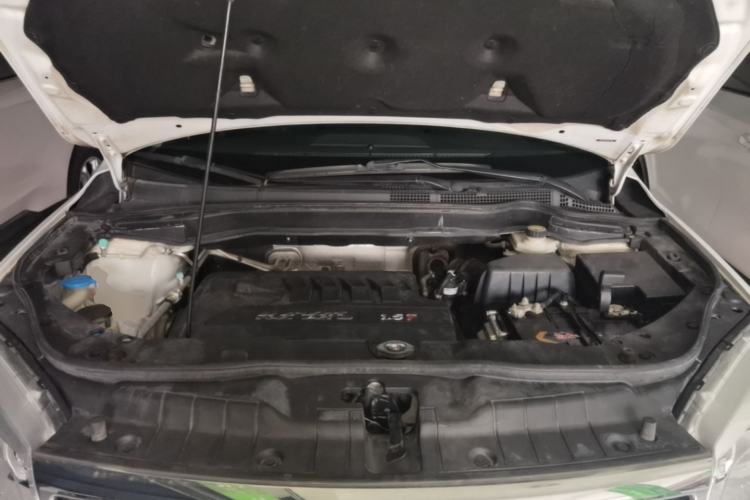 Used Haval H6 2015 Sport Edition 1.5T Automatic Two-Wheel Drive Luxury Model Engine Bay