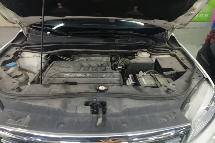 Used Haval H6 2015 Sport Edition 1.5T Automatic Two-Wheel Drive Luxury Model Engine Bay
