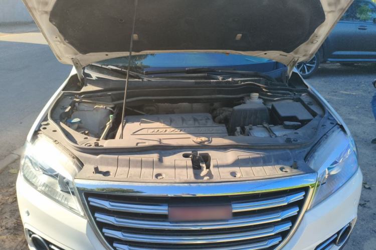 Used Haval H6 2015 Sport Edition 1.5T Manual Two-Wheel Drive Elite Model Engine Bay