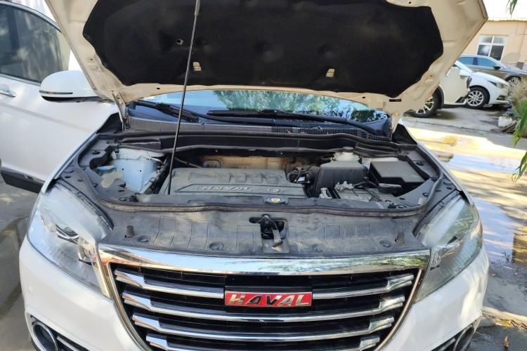 Used Haval H6 2015 Sport Edition 1.5T Automatic Two-Wheel Drive Luxury Model Engine Bay