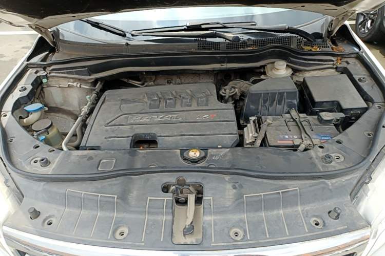 Used Haval H6 2015 Sport Edition 1.5T Manual Two-Wheel Drive Elite Model Engine Bay