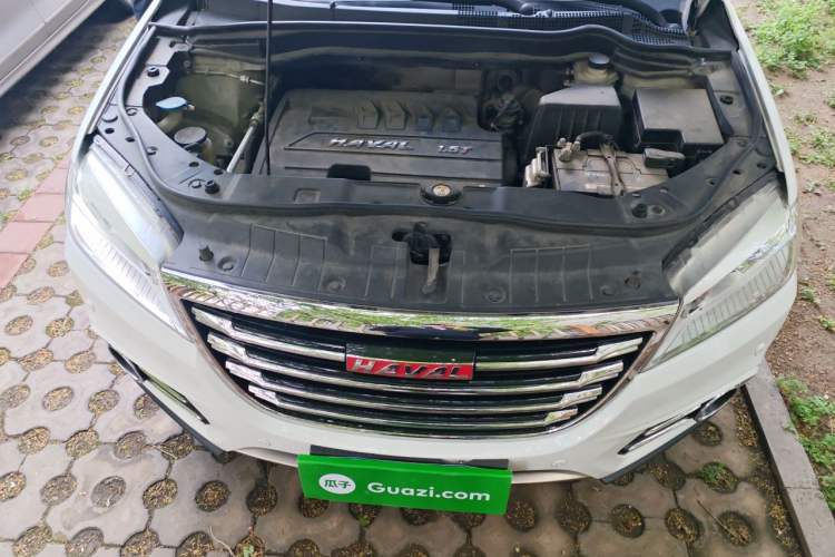 Used Haval H6 2015 Sport Edition 1.5T Automatic Two-Wheel Drive Luxury Model Engine Bay
