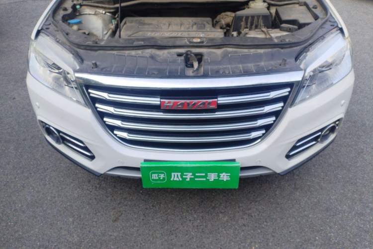 Used Haval H6 2015 Revised Version Sport Edition 1.5T Manual Transmission Two-Wheel Drive Elite Grade Engine Bay