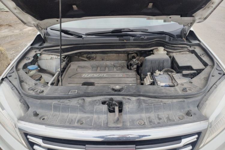 Used Haval H6 2015 Sport Edition 1.5T Automatic Two-Wheel Drive Luxury Model Engine Bay