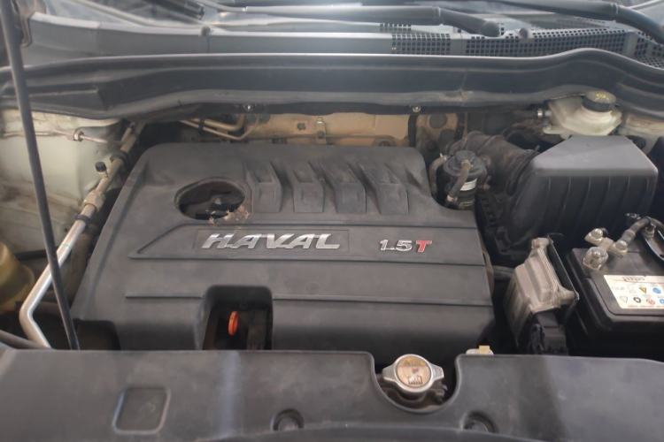 Used Haval H6 2015 Sport Edition 1.5T Automatic Two-Wheel Drive Luxury Model Engine Bay
