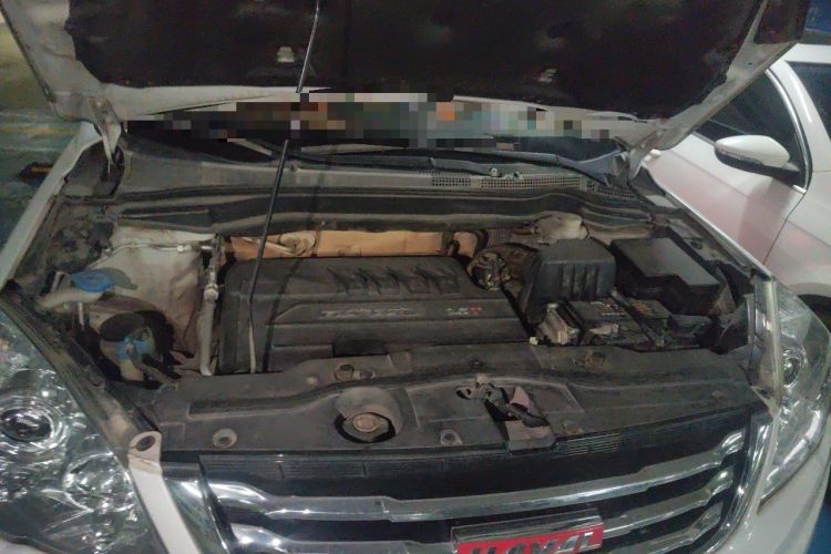 Used Haval H6 2015 Upgraded Model 1.5T Manual 4x4 Elite Version Engine Bay