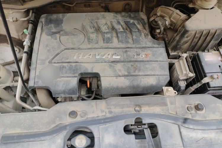 Used Haval H6 2015 Upgraded Model 1.5T Manual Two-Wheel Drive Elite Version Engine Bay