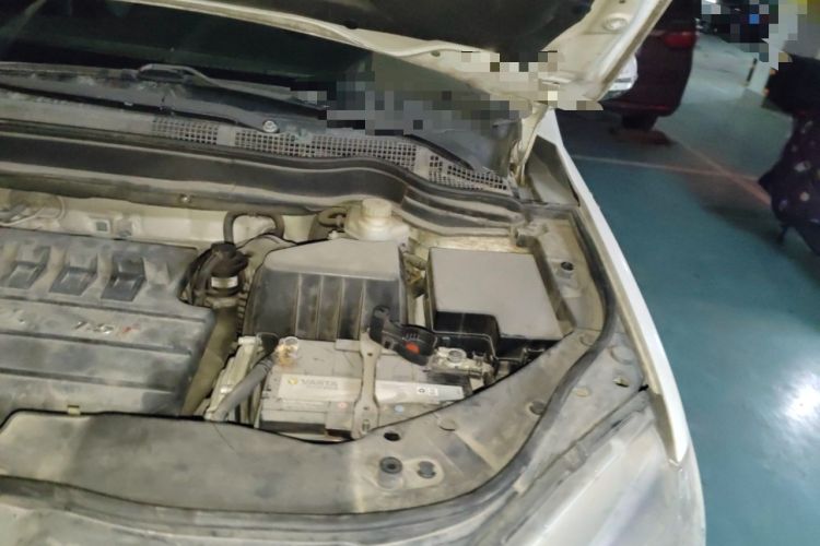 Used Haval H6 2015 Sport Edition 1.5T Manual Two-Wheel Drive Elite Model Engine Bay Left