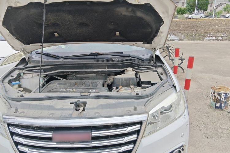 Used Haval H6 2015 Sport Edition 1.5T Manual Two-Wheel Drive Elite Model Engine Bay Left