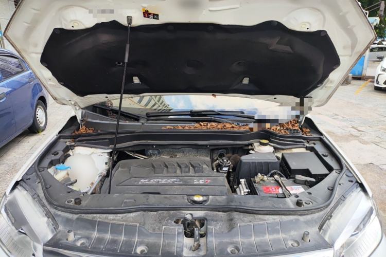 Used Haval H6 2015 Sport Edition 1.5T Automatic Two-Wheel Drive Luxury Model Engine Bay