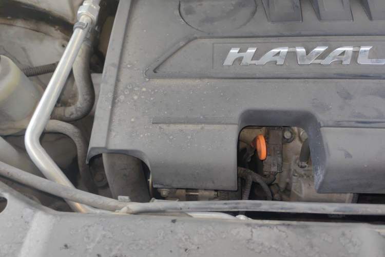 Used Haval H6 2015 Sport Edition 1.5T Automatic Two-Wheel Drive Luxury Model Engine Bay Right