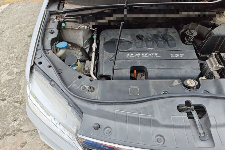 Used Haval H6 2015 Sport Edition 1.5T Automatic Two-Wheel Drive Luxury Model Engine Bay Right