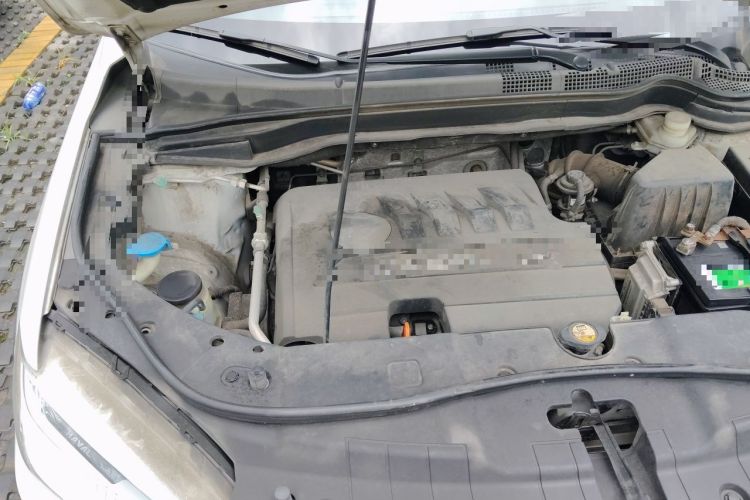 Used Haval H6 2015 Sport Edition 1.5T Automatic Two-Wheel Drive Luxury Model Engine Bay Right