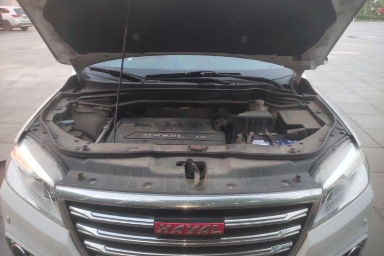 Used Haval H6 2015 Revised Version Sport Edition 1.5T Manual Transmission Two-Wheel Drive Elite Grade Engine Bay