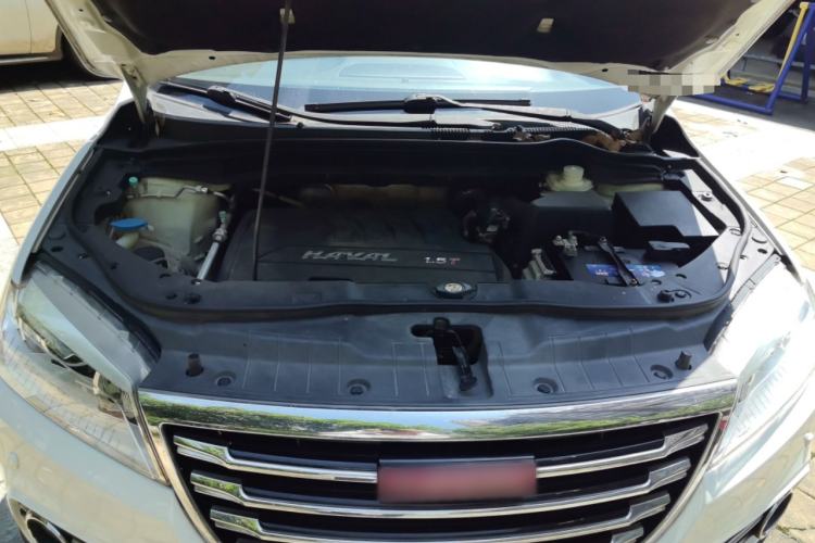 Used Haval H6 2015 Sport Edition 1.5T Automatic Two-Wheel Drive Luxury Model Engine Bay