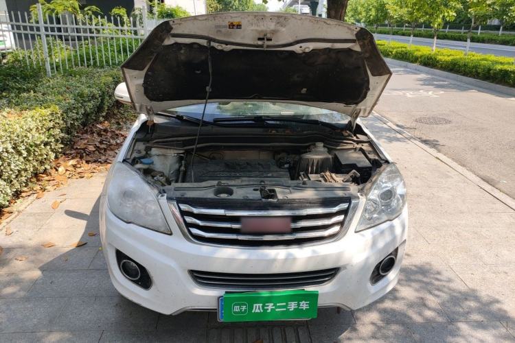 Used Haval H6 2015 Upgraded Model 1.5T Manual Two-Wheel Drive Elite Version Engine Bay