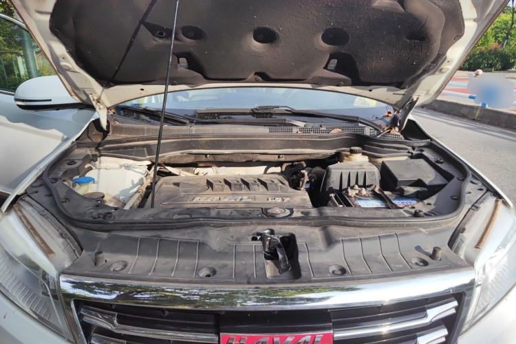 Used Haval H6 2015 Sport Edition 1.5T Automatic Two-Wheel Drive Luxury Model Engine Bay