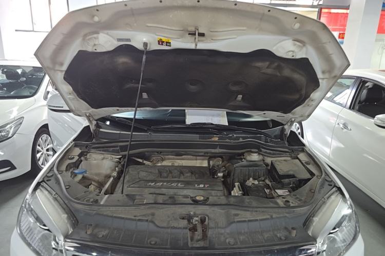 Used Haval H6 2015 Sport Edition 1.5T Automatic Two-Wheel Drive Luxury Model Engine Bay