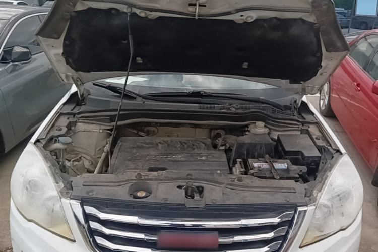 Used Haval H6 2015 Upgraded Model 1.5T Manual Two-Wheel Drive Elite Version Engine Bay