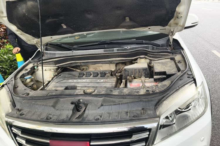 Used Haval H6 2015 Sport Edition 1.5T Automatic Two-Wheel Drive Luxury Model Engine Bay