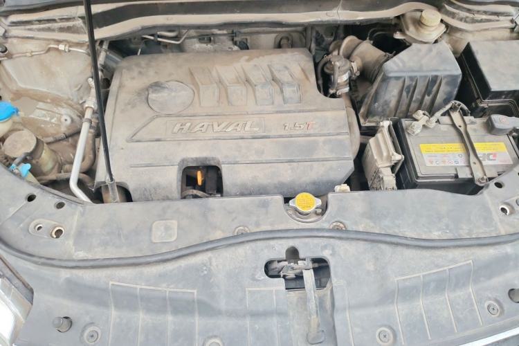 Used Haval H6 2015 Sport Edition 1.5T Automatic Two-Wheel Drive Luxury Model Engine Bay