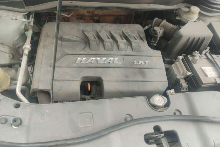 Used Haval H6 2015 Sport Edition 1.5T Automatic Two-Wheel Drive Luxury Model Engine Bay