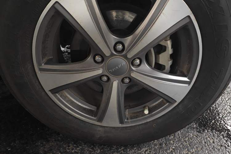 Used Haval H6 2015 Revised Version Sport Edition 1.5T Manual Transmission Two-Wheel Drive Elite Grade Exterior 1