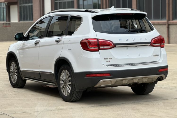 Used Haval H6 2015 Sport Edition 1.5T Automatic Two-Wheel Drive Luxury Model Exterior 2