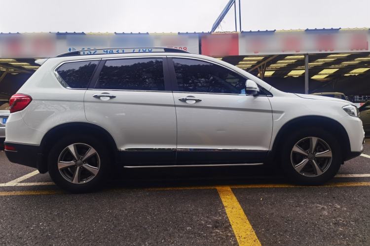 Used Haval H6 2015 Revised Version Sport Edition 1.5T Manual Transmission Two-Wheel Drive Elite Grade Exterior 2