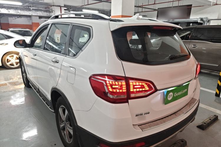 Used Haval H6 2015 Revised Version Sport Edition 1.5T Manual Transmission Two-Wheel Drive Elite Grade Exterior 2