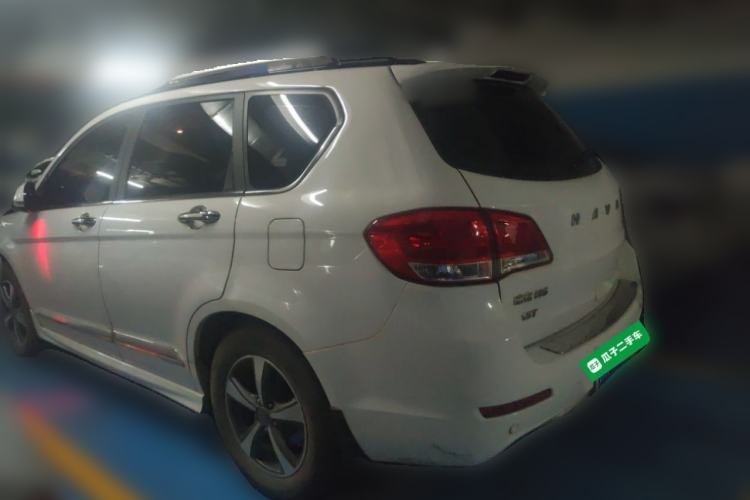 Used Haval H6 2015 Upgraded Model 1.5T Manual 4x4 Elite Version Exterior 3