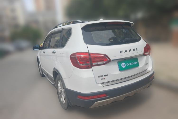 Used Haval H6 2015 Revised Version Sport Edition 1.5T Manual Transmission Two-Wheel Drive Elite Grade Exterior 3