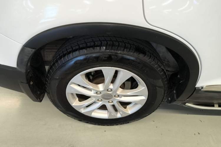 Used Haval H6 2015 Revised Version Sport Edition 1.5T Manual Transmission Two-Wheel Drive Elite Grade Exterior 5