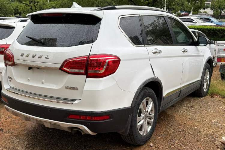 Used Haval H6 2015 Sport Edition 1.5T Automatic Two-Wheel Drive Luxury Model Exterior 6