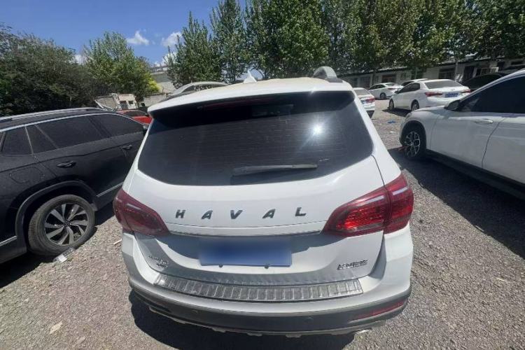Used Haval H6 2015 Revised Version Sport Edition 1.5T Manual Transmission Two-Wheel Drive Elite Grade Exterior 6