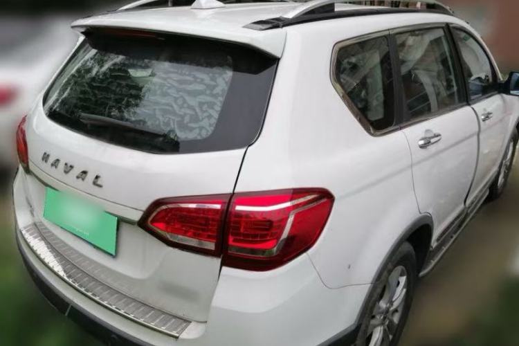 Used Haval H6 2015 Revised Version Sport Edition 1.5T Manual Transmission Two-Wheel Drive Elite Grade Exterior 6