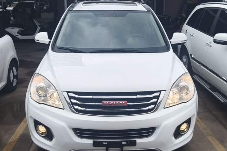 Used Haval H6 2015 Upgraded Model 1.5T Manual Two-Wheel Drive Elite Version Front