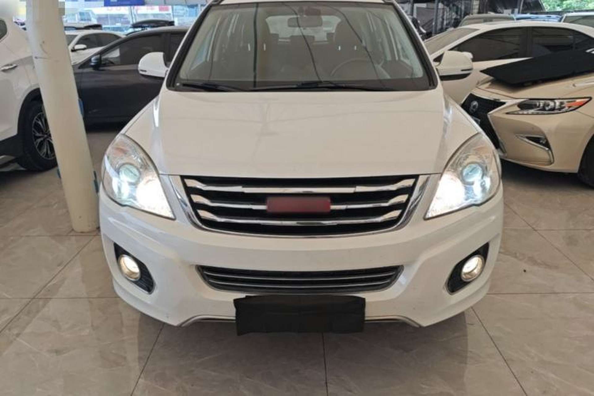Used Haval H6 2015 Upgraded Model 1.5T Manual Two-Wheel Drive Elite Version Front